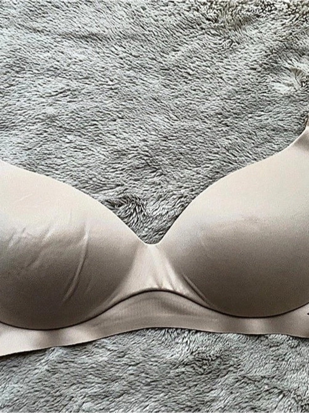 Victoria's Secret Body by Victoria Full Coverage Bra 34C